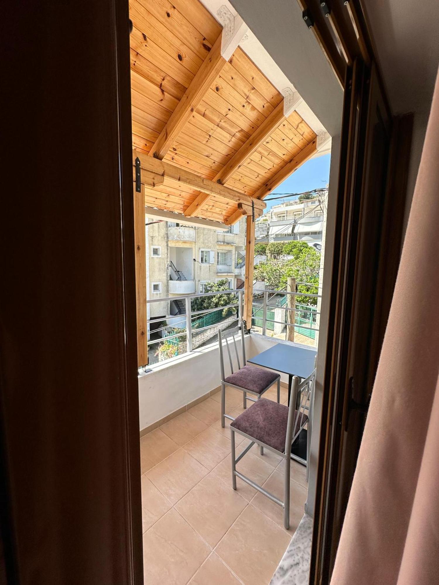 Evelina Ernild Rooms Sarande Luaran gambar