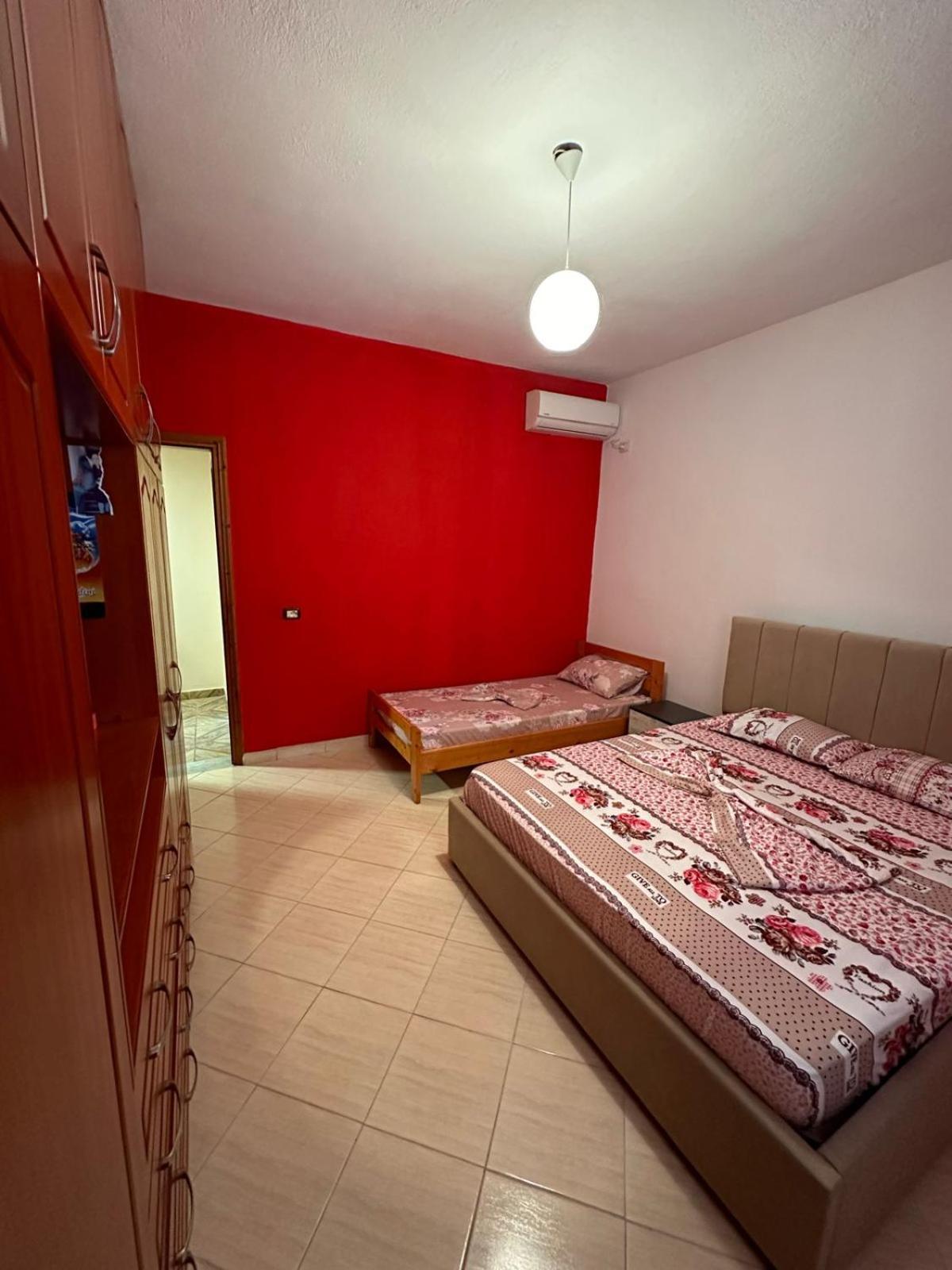 Evelina Ernild Rooms Sarande Luaran gambar